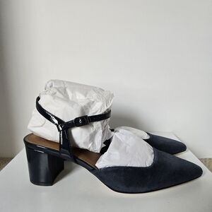 Donald Pliner/Stania‎ Pump